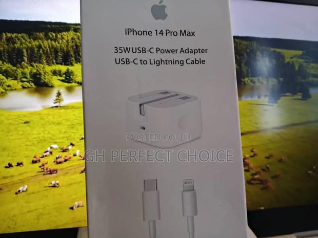 Apple's Chargepilot Fast Type C Charger · Photo 1