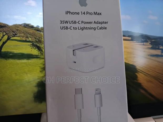 Powersurge iPhone Type C Fast Charger · Photo 1