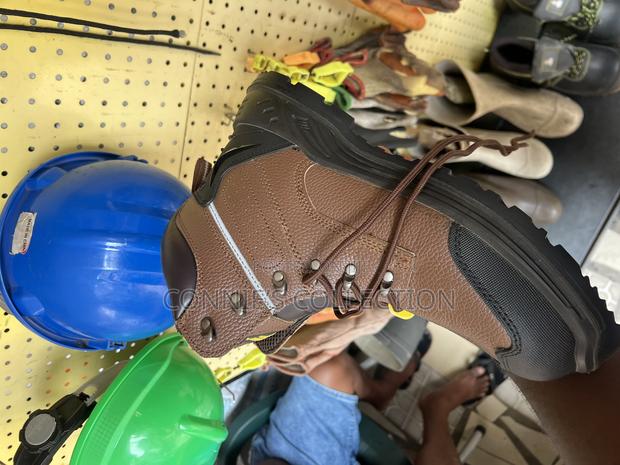 Safetyboy Boot photo 4