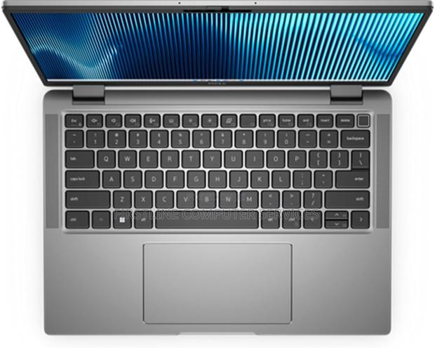 New Laptop Dell Latitude 7450 32GB Intel Core Ultra 7 SSD 1T · Photo 4