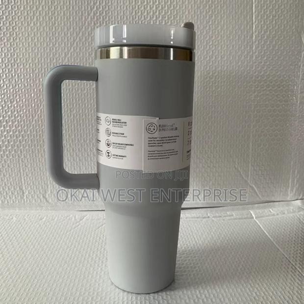 Stanley the Quencher H20 Cup 40 Oz photo 8