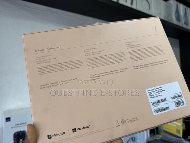 New Microsoft Surface Pro 11th Edition, a Copilot+ PC 16GB SSD 512GB photo 3