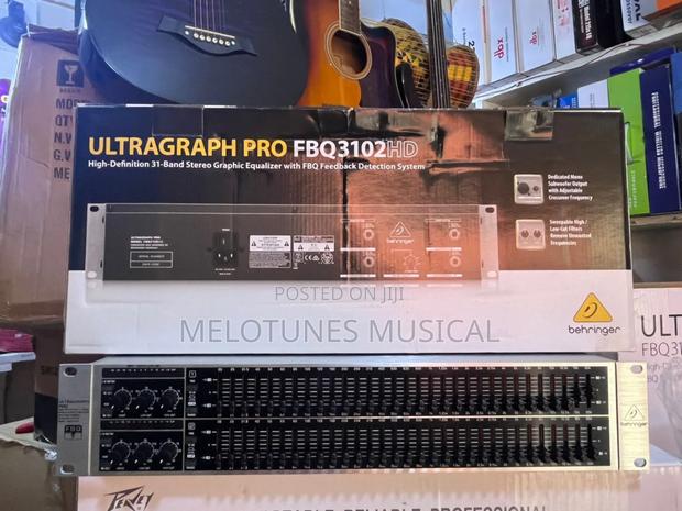 Behringer Ultragraph Pro Fbq3102hd 31-Band Stereo Equalizer · Photo 3