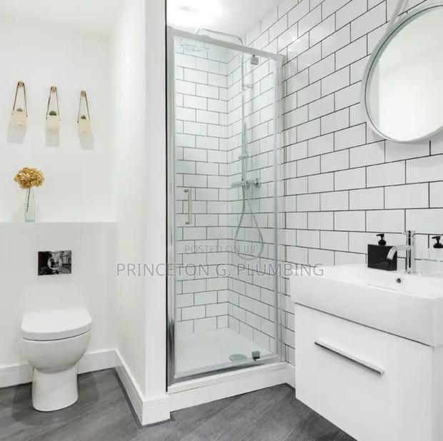 Wash Room Accessories Instalation photo 3