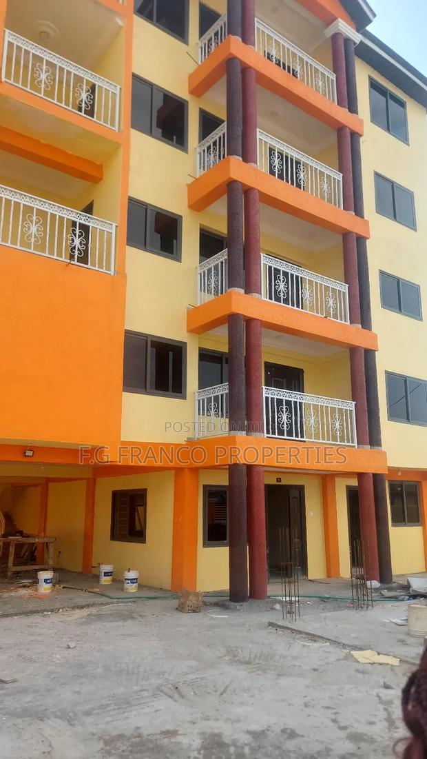 2bdrm Apartment in Kg.Franco Properties, Spintex for rent · Photo 2