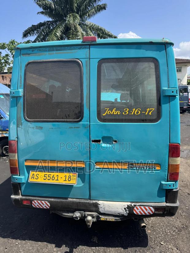 Mercedes-Benz Sprinter 2008 Blue · Photo 4
