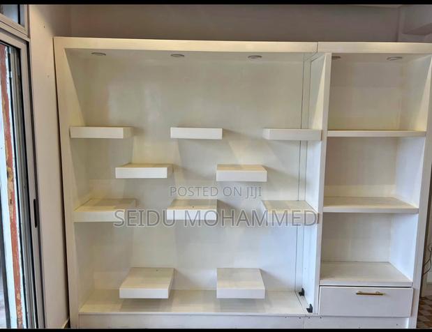 A Design Hairs, Bags and Shoe Racks · Photo 2