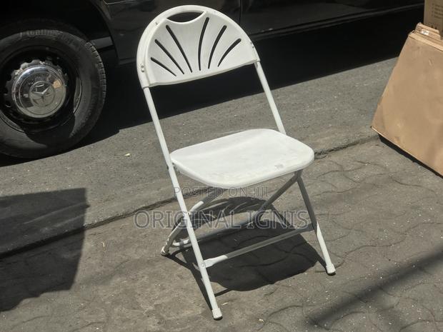 Foldable Chair( Fan Back ) · Photo 3