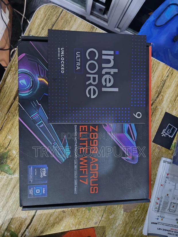 Intel Core Ultra 9 and Aorus Z890 Elite Motherboard · Photo 2