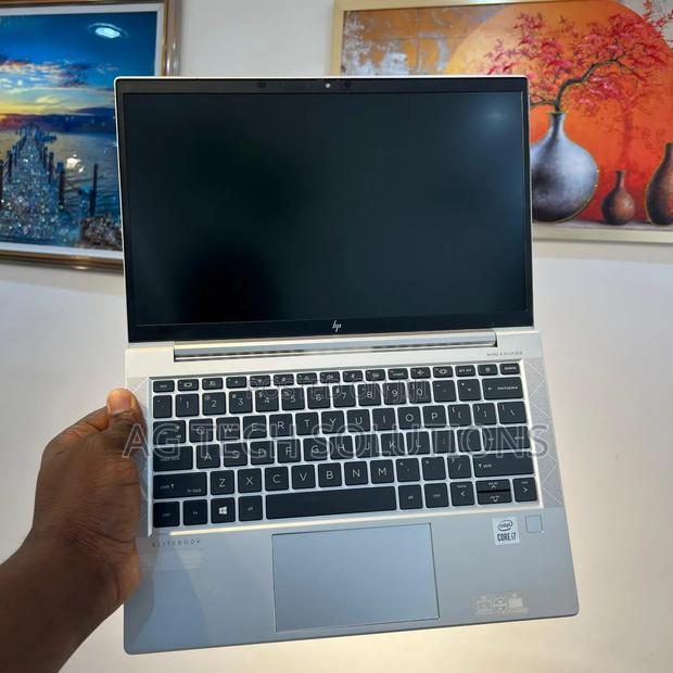 New Laptop HP EliteBook 830 G7 16GB Intel Core I7 SSD 512GB photo 2