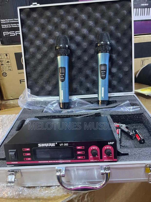 Shure Ut-282 Professional Wireless Microphone System. · Photo 3