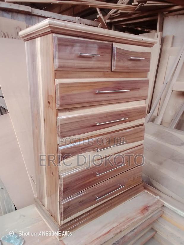 Chest of Drawers 7 · Photo 2