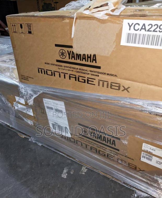 Yamaha Montage M8x 88-Key Synthesizer(Keyboard) photo 2