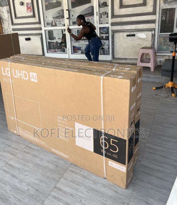 Authentic Lg 65ur800 65 Inch Uhd Smart Screen Tv(Black). · Photo 4