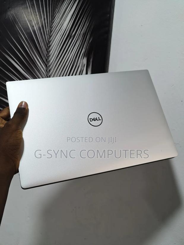 Laptop Dell XPS 15 16GB Intel Core i7 SSD 512GB photo 2