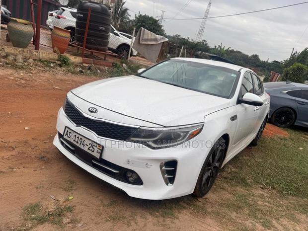 Kia Optima EX 4dr Sedan FWD (2.4L 4cyl 6A) 2017 White photo 5