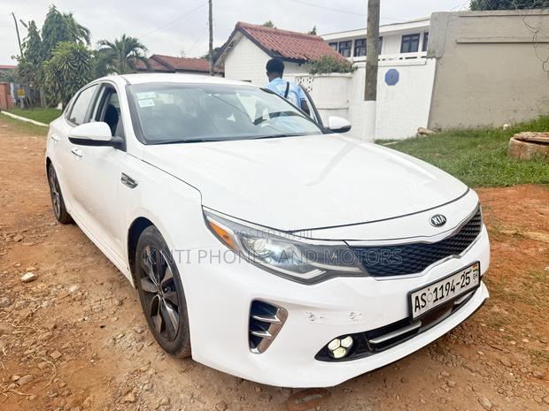 Kia Optima EX 4dr Sedan FWD (2.4L 4cyl 6A) 2017 White
