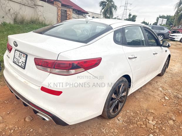 Kia Optima EX 4dr Sedan FWD (2.4L 4cyl 6A) 2017 White photo 4