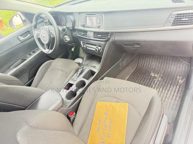 Kia Optima EX 4dr Sedan FWD (2.4L 4cyl 6A) 2017 White photo 3