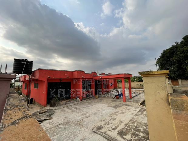 4bdrm House in K Fuseini Estate, Kumasi Metropolitan for sale photo 3