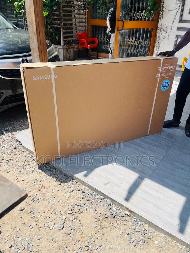 Extravagant Samsung 65 Inch Uhd Smart Crystal Display Tv · Photo 4