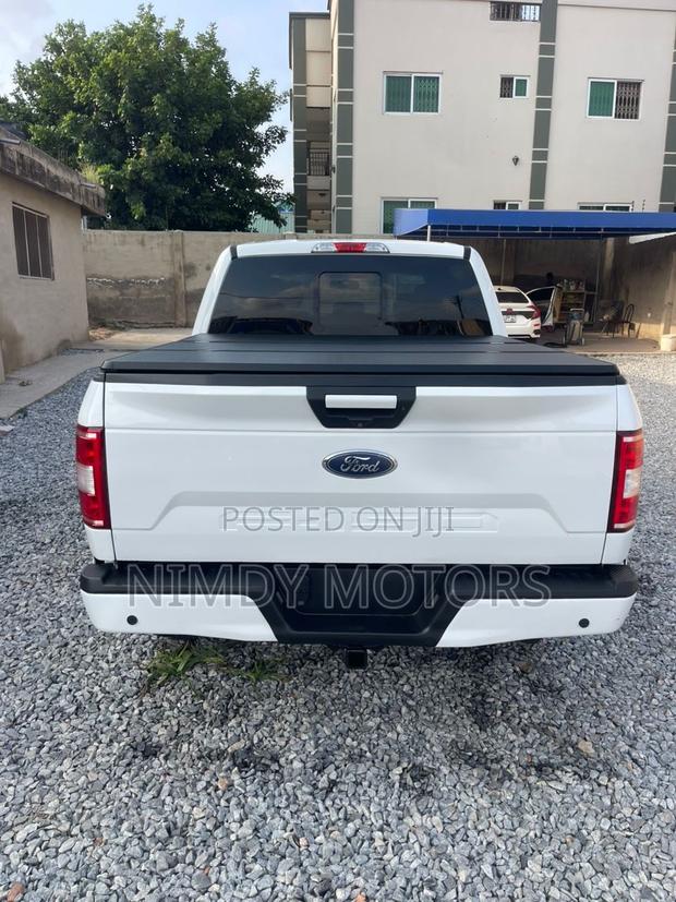 Ford F-150 2017 White photo 2