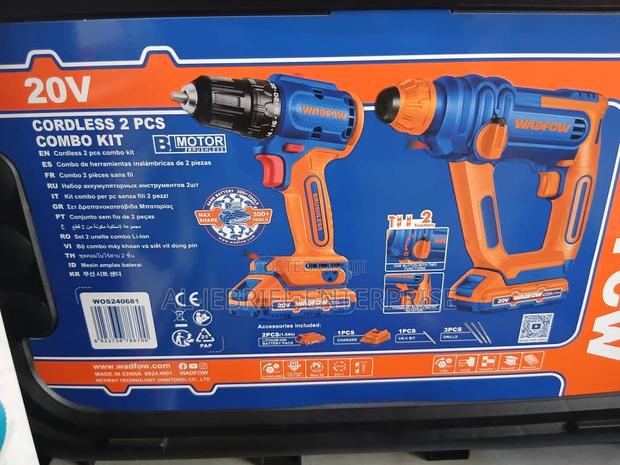 Rechargeable Drill 20v (2 Combo Kits) · Photo 2