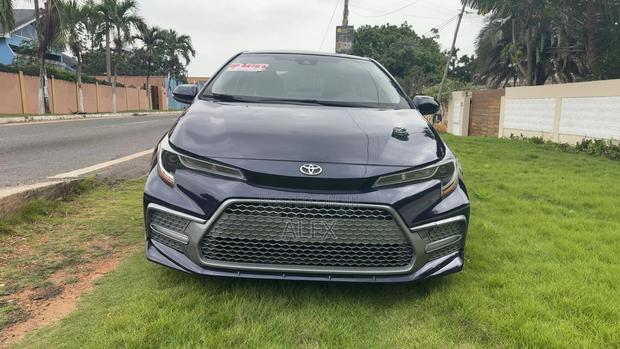 Toyota Corolla LE 2021 Blue