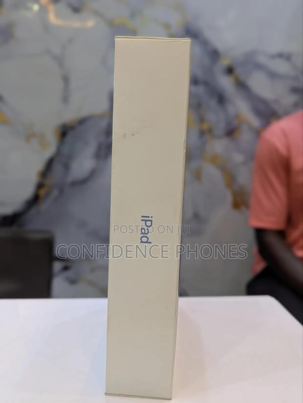 New Apple iPad 10.2 (2020) Wi-Fi 64 GB