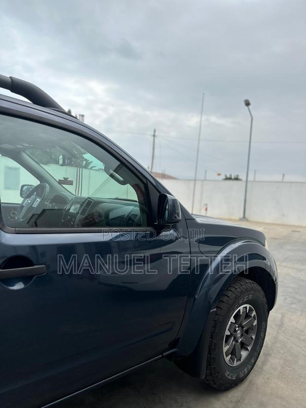 Nissan Frontier PRO-4X 4x4 Crew Cab 4.75 ft. box 125.9 in. WB 2019 Blue