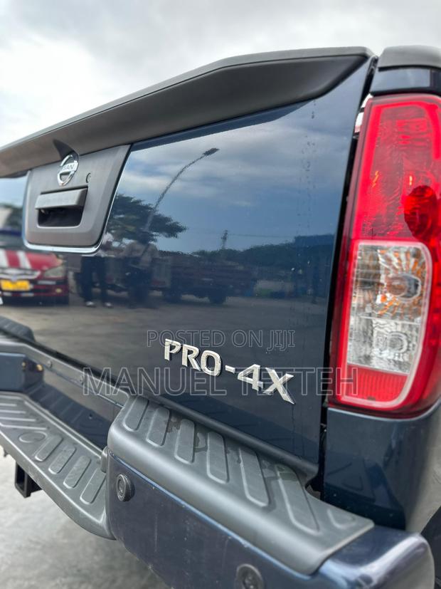 Nissan Frontier PRO-4X 4x4 Crew Cab 4.75 ft. box 125.9 in. WB 2019 Blue
