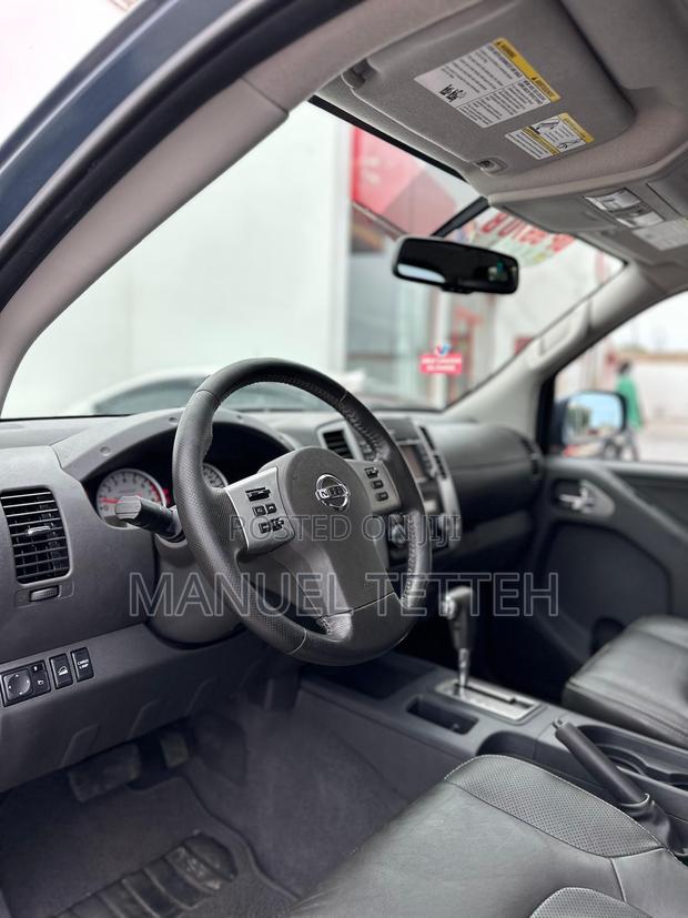 Nissan Frontier PRO-4X 4x4 Crew Cab 4.75 ft. box 125.9 in. WB 2019 Blue