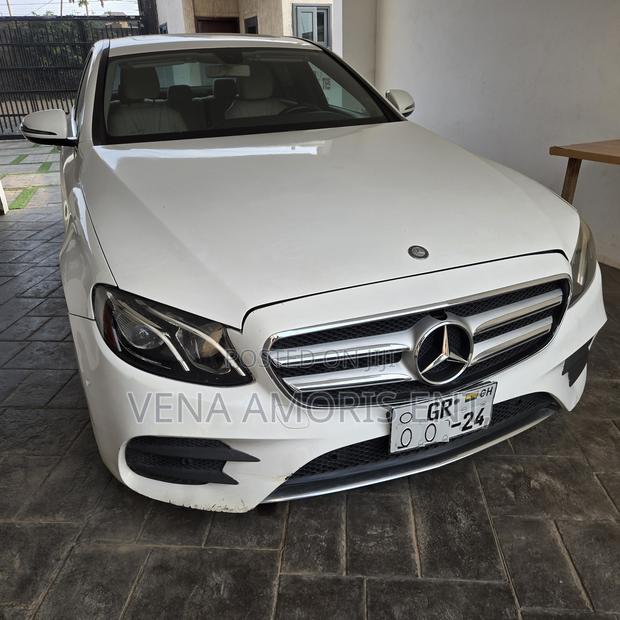 Mercedes-Benz E300 2017 White