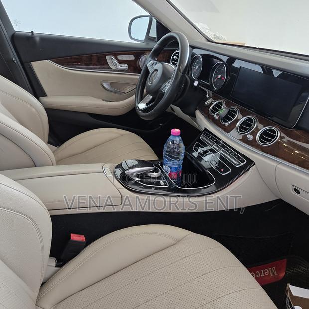 Mercedes-Benz E300 2017 White