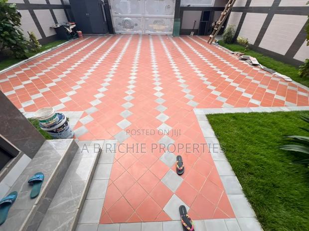 Furnished 3bdrm Apartment in Ab Richie Properties, Tseaddo for sale · Photo 4