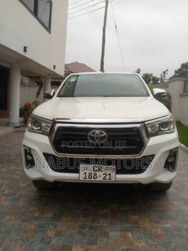 Toyota Hilux Revo Double Cab Deisel 2.8 AWD 2018 White