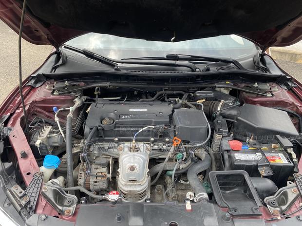 Honda Accord Sport 4dr Sedan FWD (2.4L 4cyl 2A) 2017 Burgundy