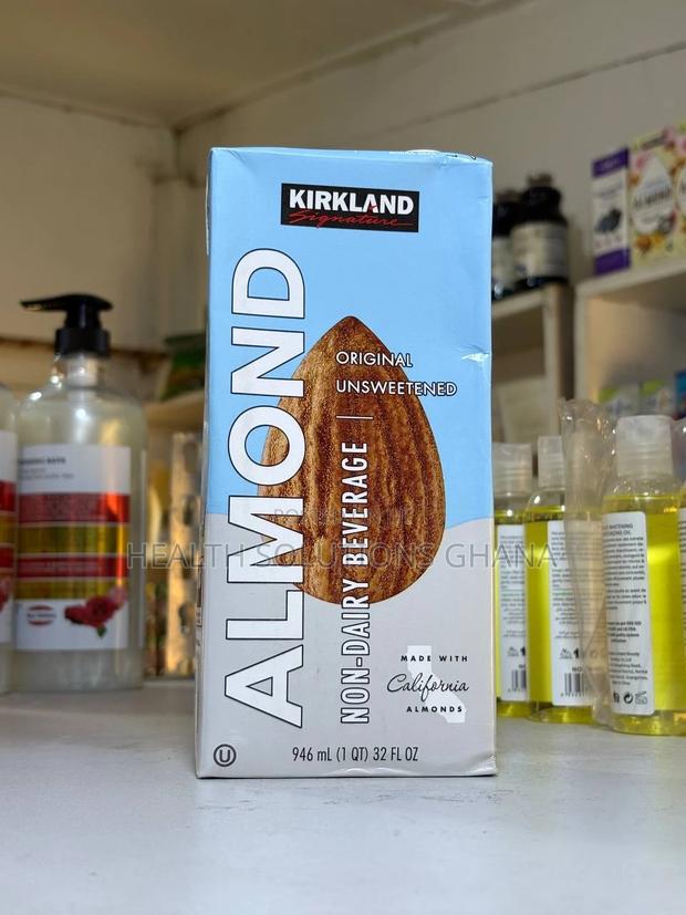 Kirkland Almond · Photo 2
