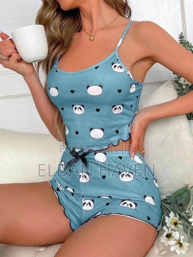 Ladies Beautiful Shorts 2 Piece