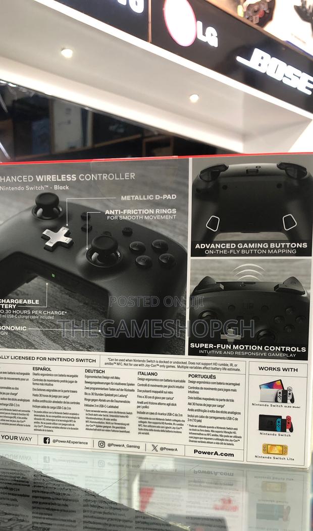 Powera Enhanced Wireless Gaming Controller · Photo 4