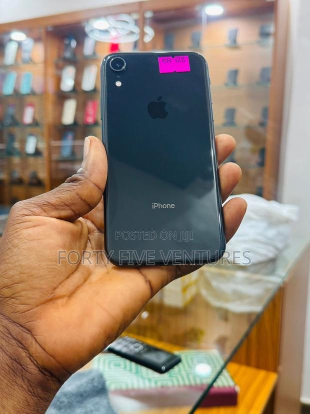 Apple iPhone XR 128 GB Black
