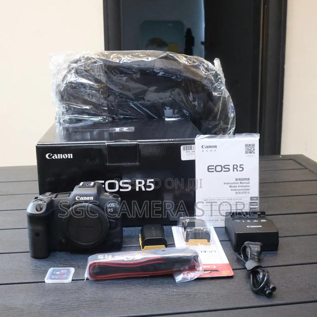 Canon Eos R5 // Like New // 8 Months Warranty Included