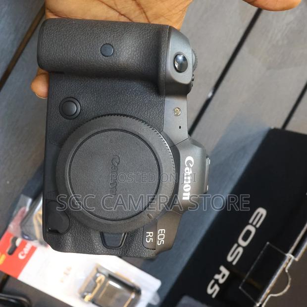 Canon Eos R5 // Like New // 8 Months Warranty Included photo 3