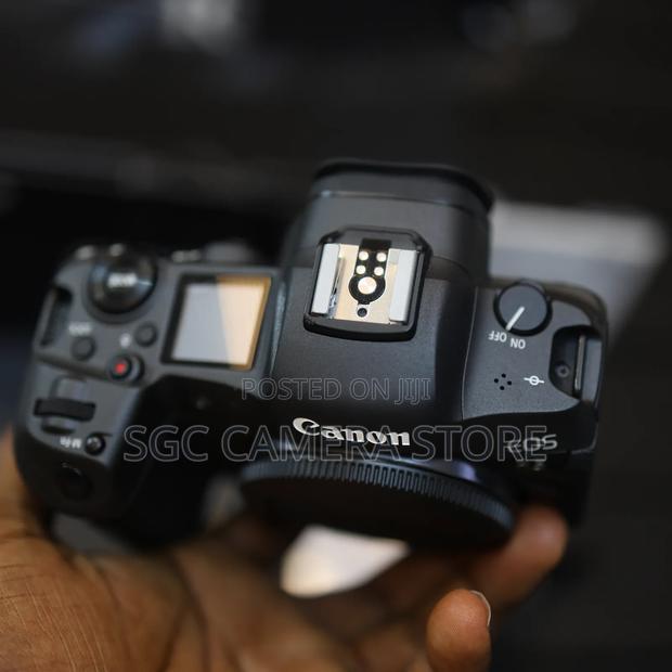Canon Eos R5 // Like New // 8 Months Warranty Included photo 4