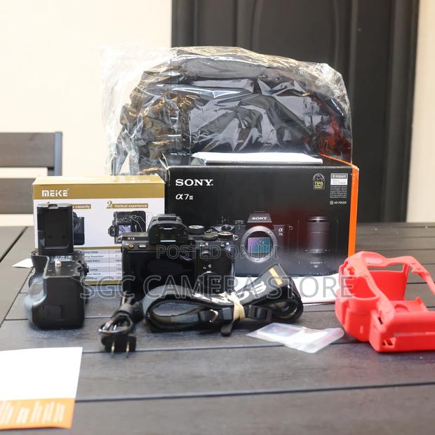 Sony A7 Iii // Very Good Condition/ 8 Months Warranty