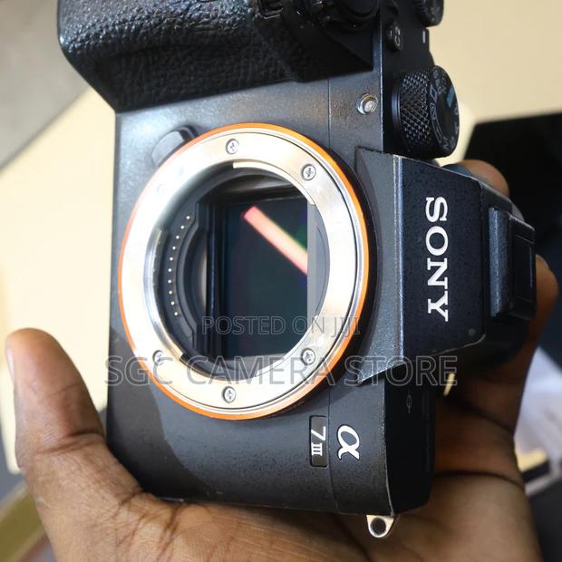 Sony A7 Iii // Very Good Condition/ 8 Months Warranty photo 4
