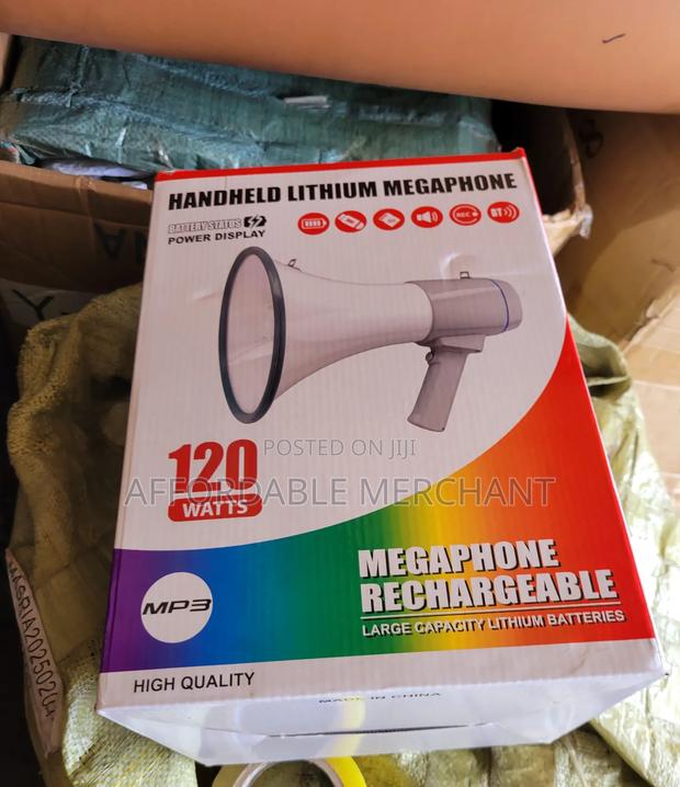 Professional Megaphone 120w Rechargeable · Photo 2
