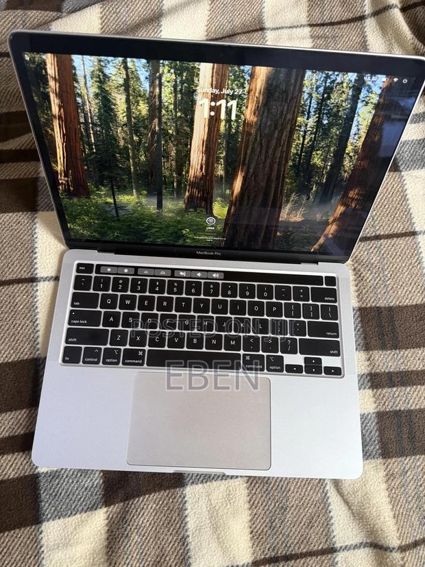 Laptop Apple MacBook Pro 2020 32GB Intel Core i7 SSD 512GB