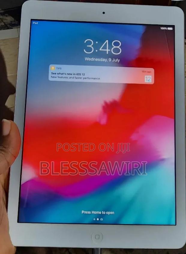Apple iPad Air 16 GB Silver photo 8