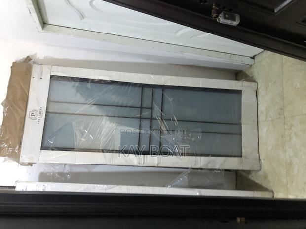 Glass Door · Photo 2